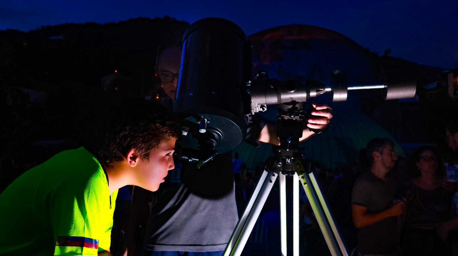A estudante Luz Maria se encantou em ver Júpiter