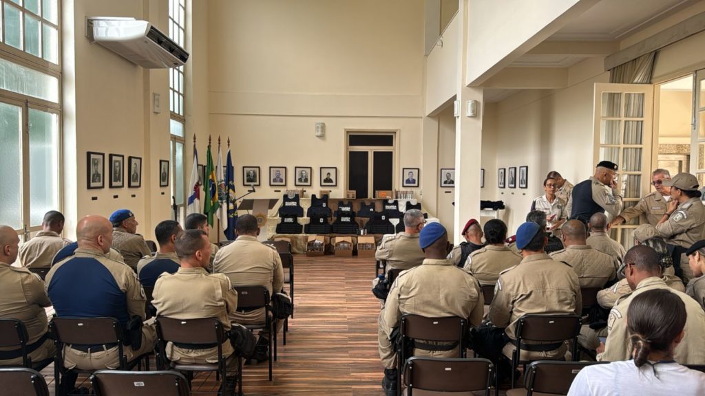 Guardas Municipais do Rio recebem mais de 700 coletes à prova de bala