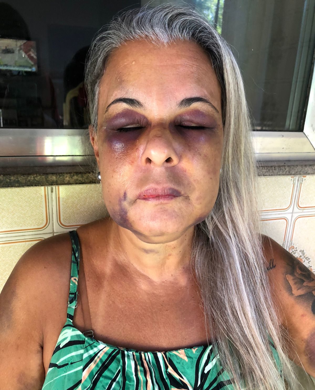 Professor de Jiu-Jitsu é preso por espancar a ex por seis horas