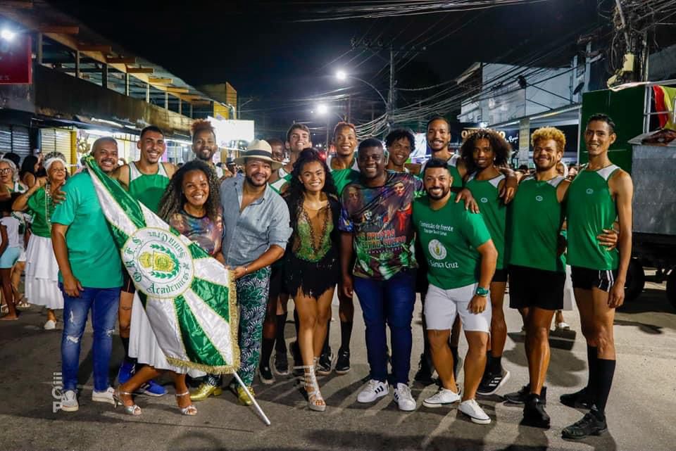 Santa Cruz recebe ensaio em dose dupla (Foto: Divulgação)