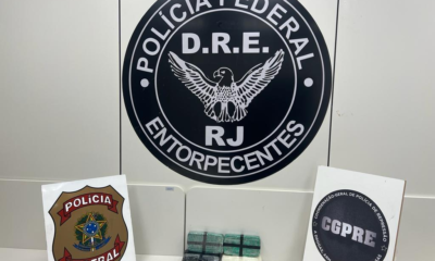 Polícia Federal apreende 4kg de cocaína com passageiro em ônibus na Serra das Araras