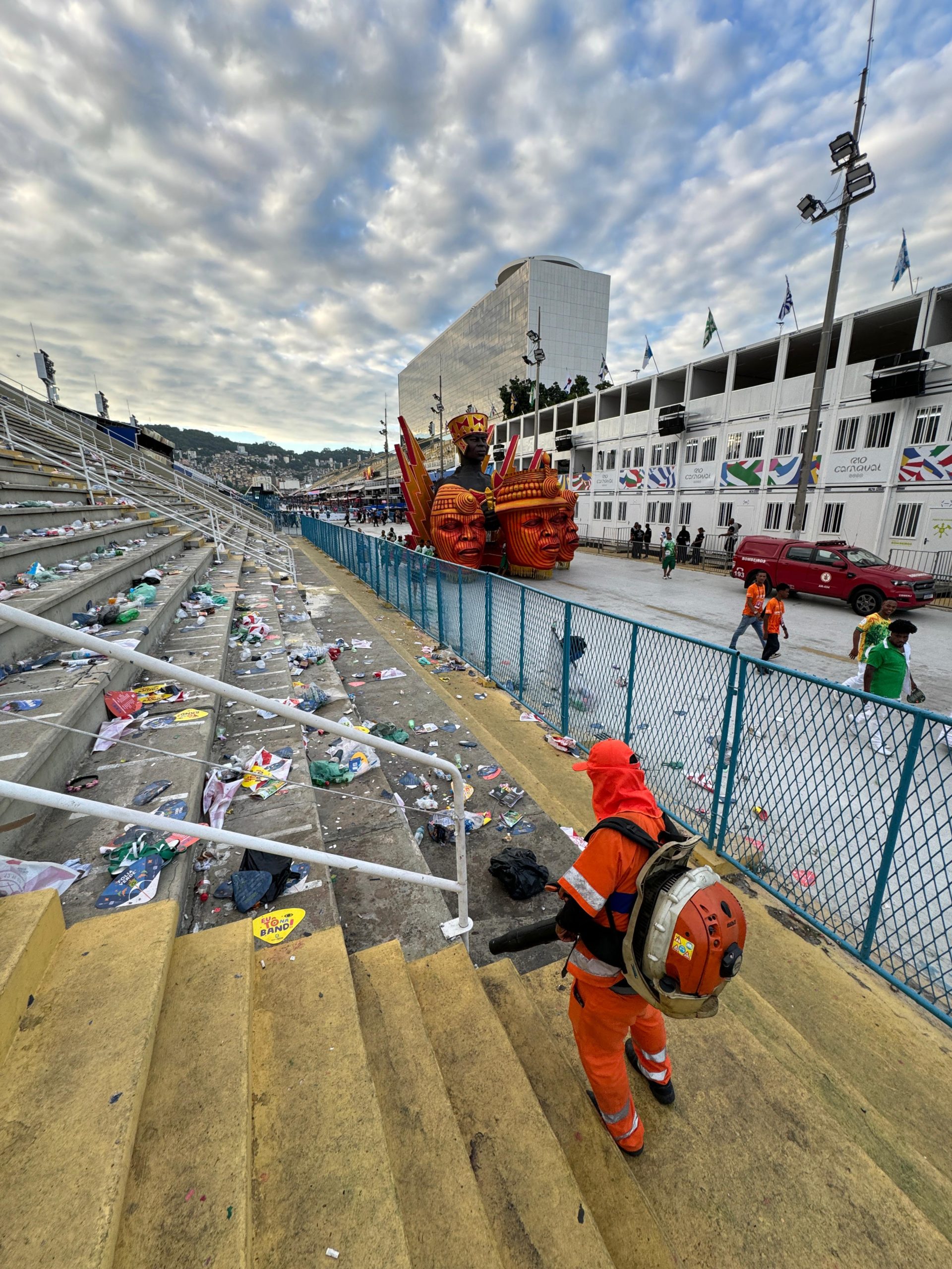comlurb toneladas lixo sambodromo 2024