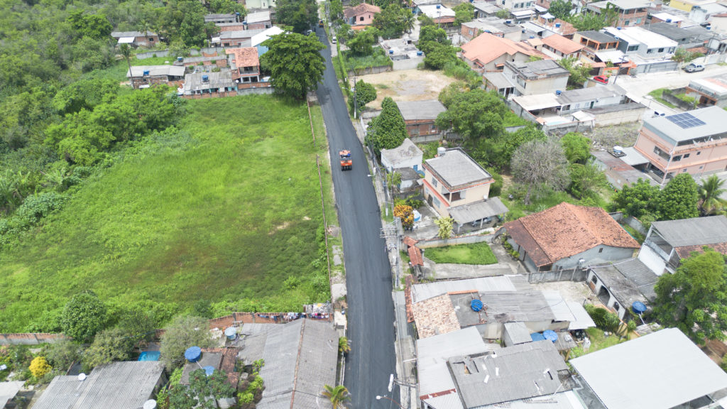 Pavimentação em 19 bairros e 53 ruas de Magé.  Suruí, na foto, foi um dos distritos beneficiados.