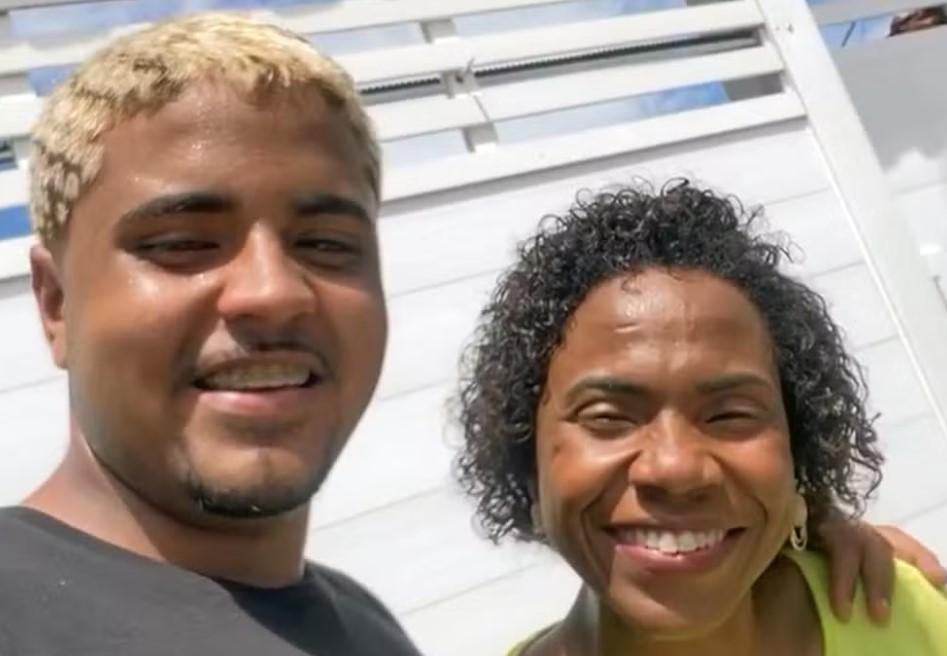 Marcos Vinicaius e Berlandia Mendes se reencontram após enchente em Nova Iguaçu