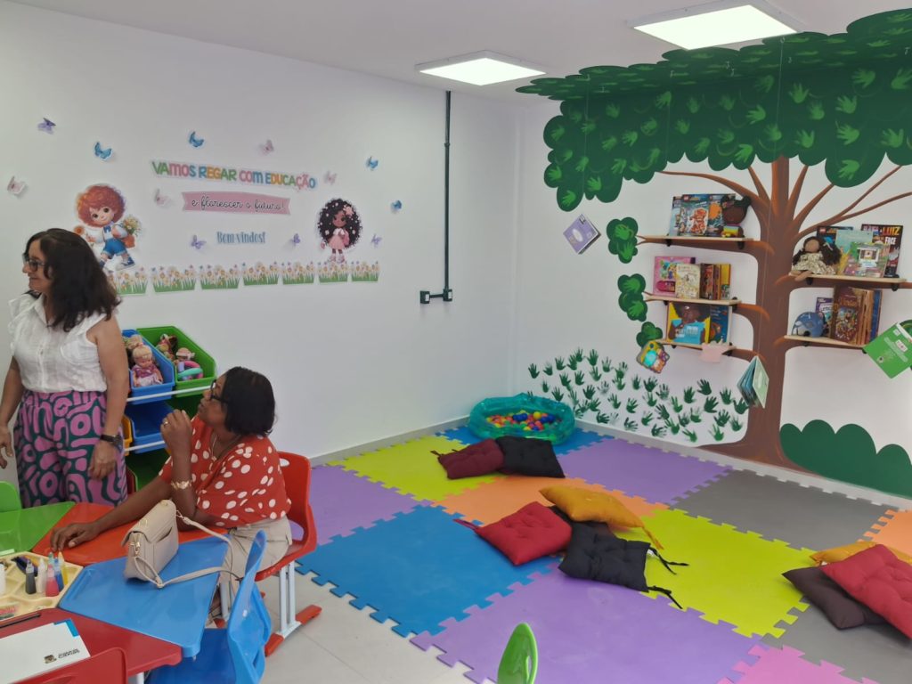 Creche Municipal Lucia de Fatima Bomfim de Castro e Silva