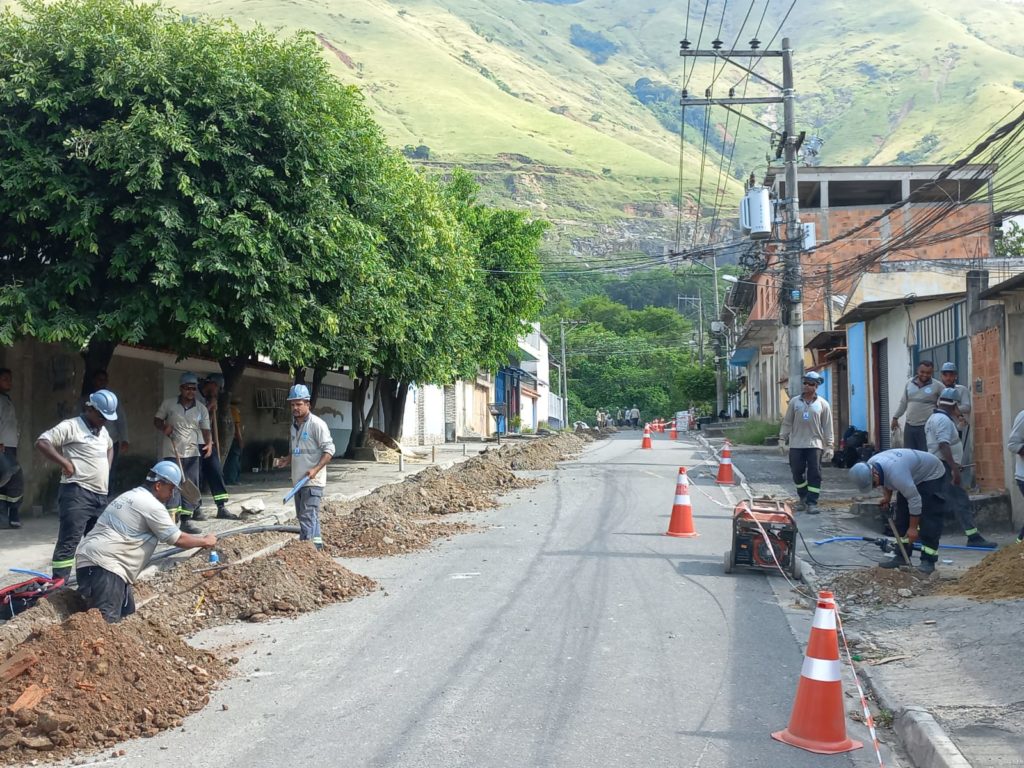 Técnicos da Águas do Rio