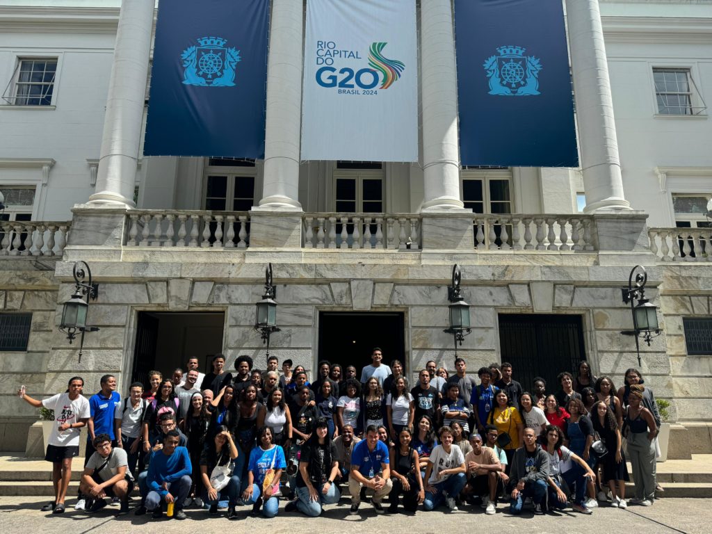 Rio fecha parceria com a Meta para oferecer 20 mil vagas de cursos de tecnologia a jovens