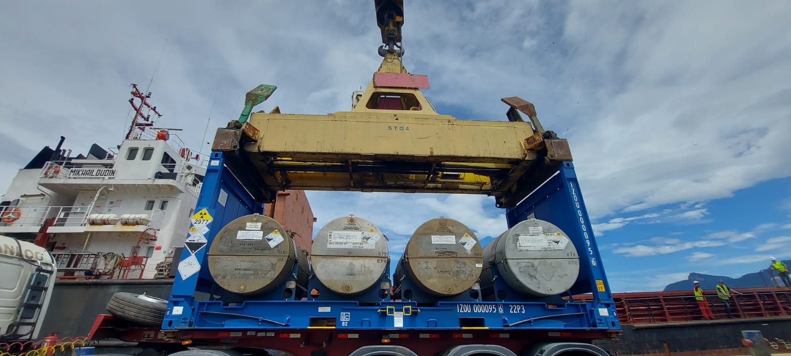 Carga de Urânio enriquecido no Porto do Rio de Janeiro