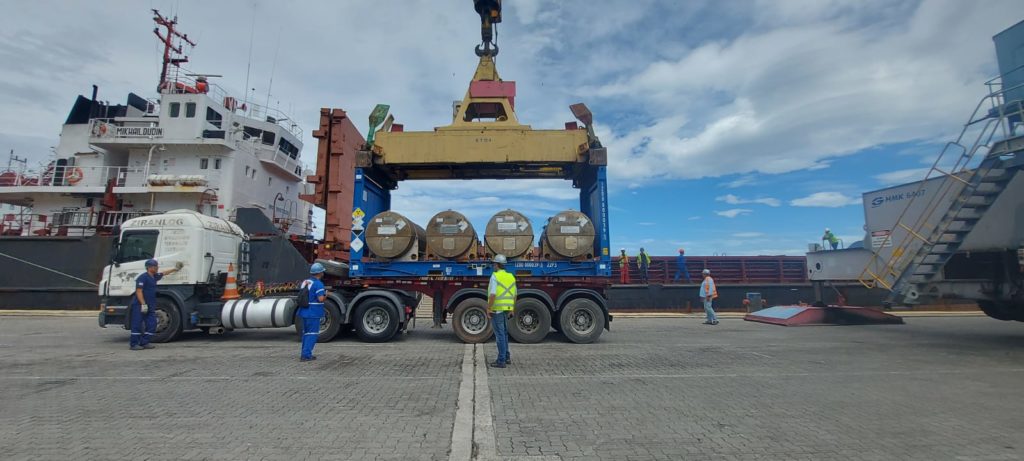 Carga de Urânio enriquecido no Porto do Rio de Janeiro