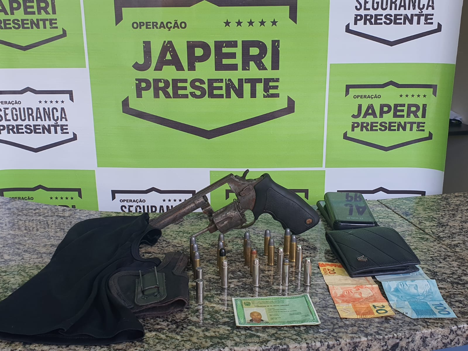 japeri homem preso estacao trem