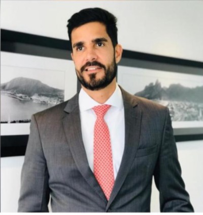 Homem é executado em frente à sede da OAB, no Centro do Rio (Foto: Divulgação)