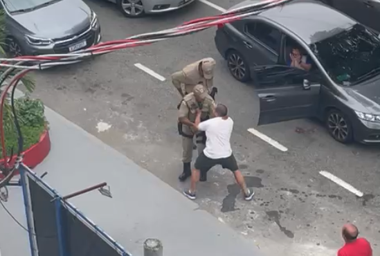 Briga entre motorista e guarda municipal termina na delegacia da Ilha
