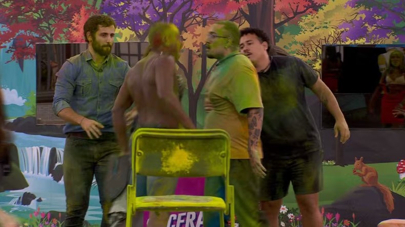 Davi e MC Bin Laden brigam após Sincerão