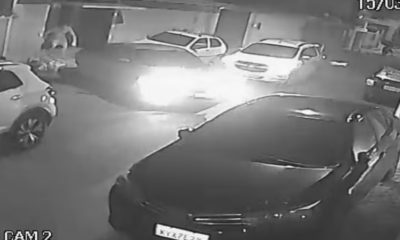 Mulher tem o pulmão perfurado ao tentar retirar gatos de carro durante assalto em Caxias