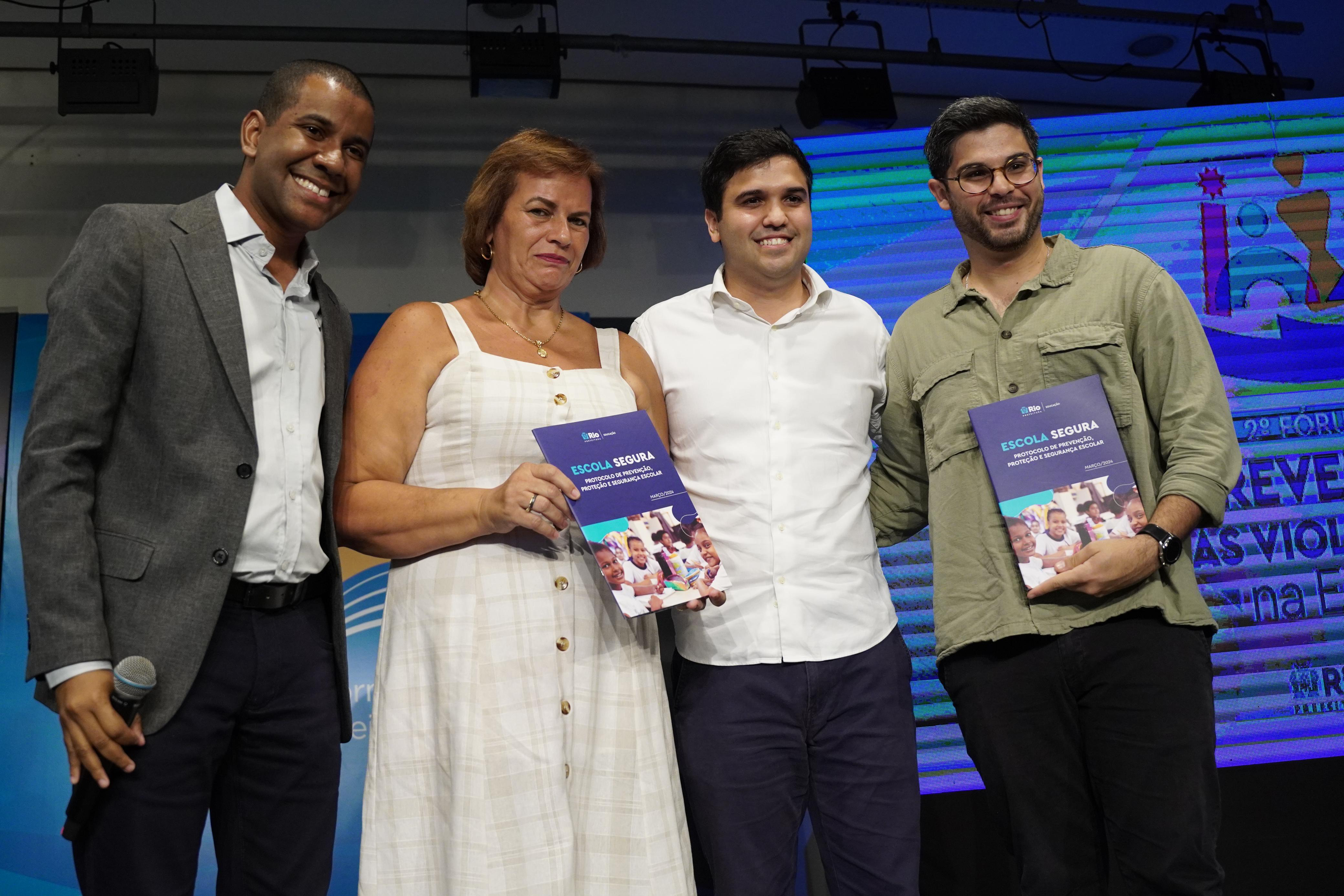 Secretaria Municipal de Educação do Rio lança um guia prático para profissionais da Educação