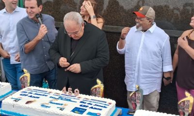 Prefeito Eduardo Paes, Arcebispop Dom Orani Tempesta e Jorge Aragão no aniversário de 459 anos do Rio de Janeiro