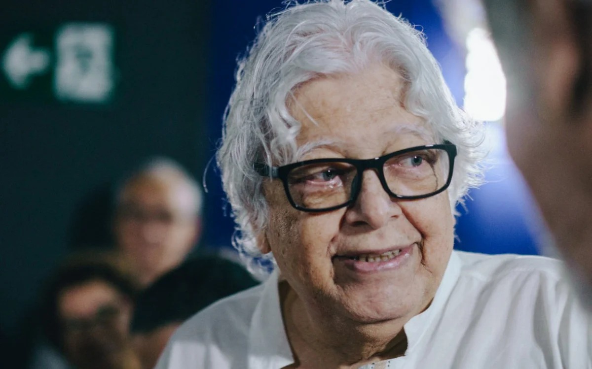 Poeta Hermínio Bello de Carvalo sofre acidente no Rio e desabafa nas redes: 'Repouso absoluto' (Foto: Reprodução/ Facebook)