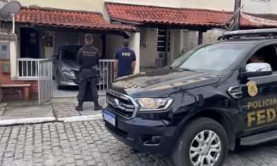 Policiais federais cumprem mandados de busca e apreensão contra desvios da Saúde de São Gonçalo