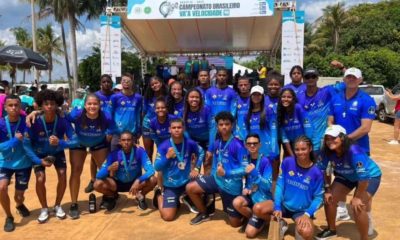 Alunos da rede estadual do Rio ganham campeonato de canoagem