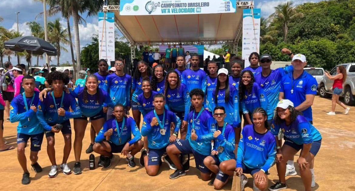 Alunos da rede estadual do Rio ganham campeonato de canoagem
