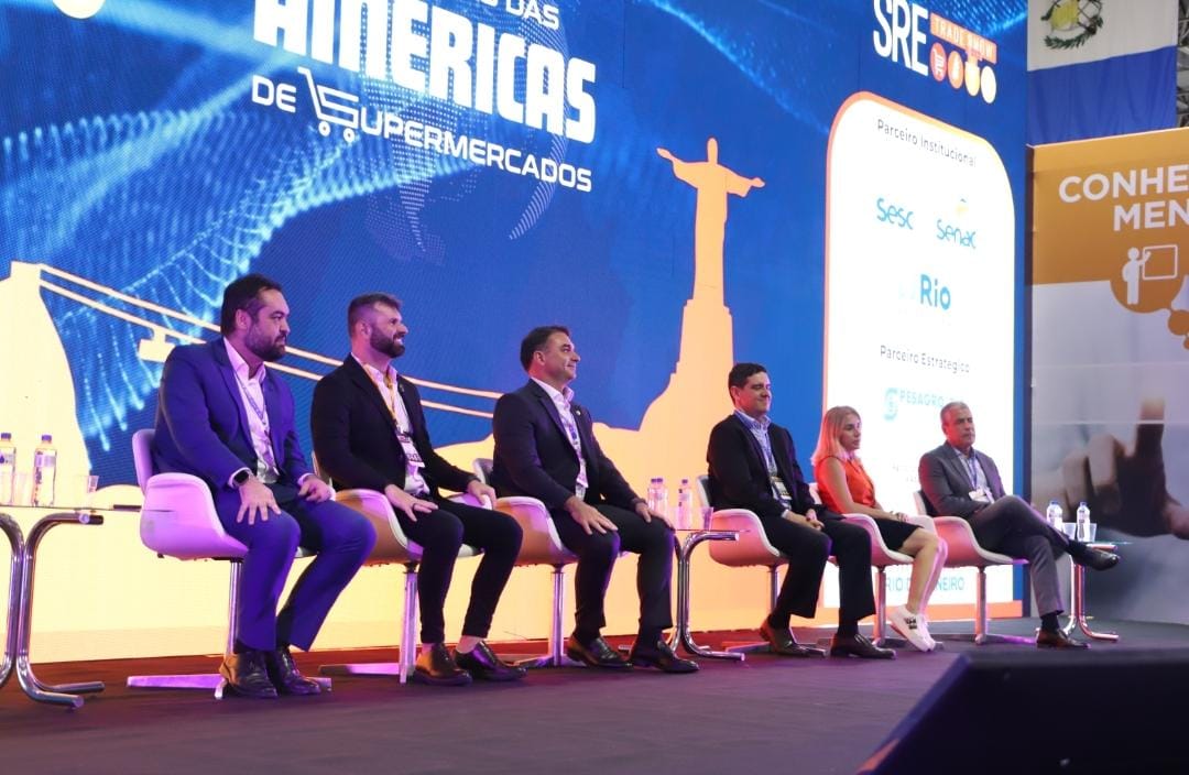 Autoridades e representantes do setor varejista estiveram presentes na solenidade de abertura da 34ª edição da SRE Trade Show