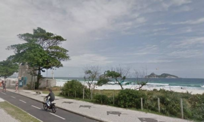 Praia da Barra da Tijuca, altura do posto 2