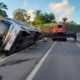 Acidente com ônibus de turismo na Bahia.