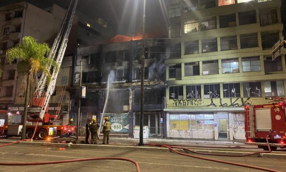 Incêndio em pousada em Porto Alegre deixa morto e feridos