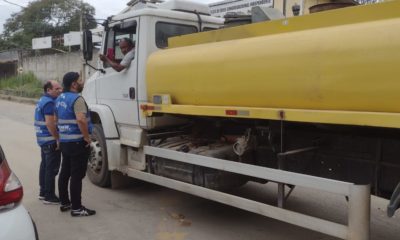 Secretaria fiscaliza venda d'água em municípios afetados por desabastecimento