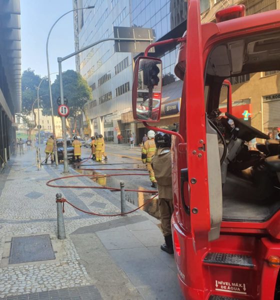 Incêndio na Rua da Assembleia, no Centro do Rio.