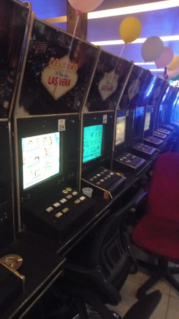 Operação contra comércios ligados ao contraventor Piruinha.