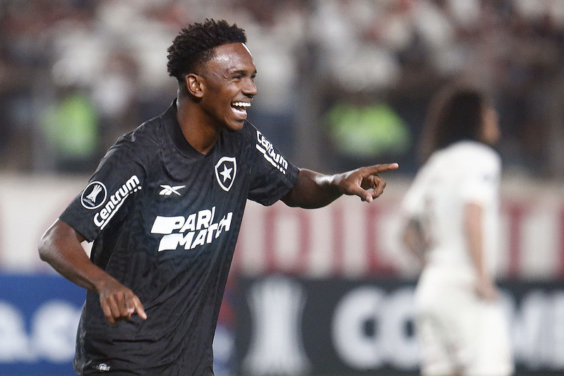 Universitário x Botafogo