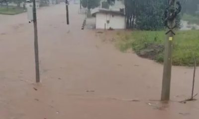 Chuva provoca alagamentos no Rio Grande do Sul.