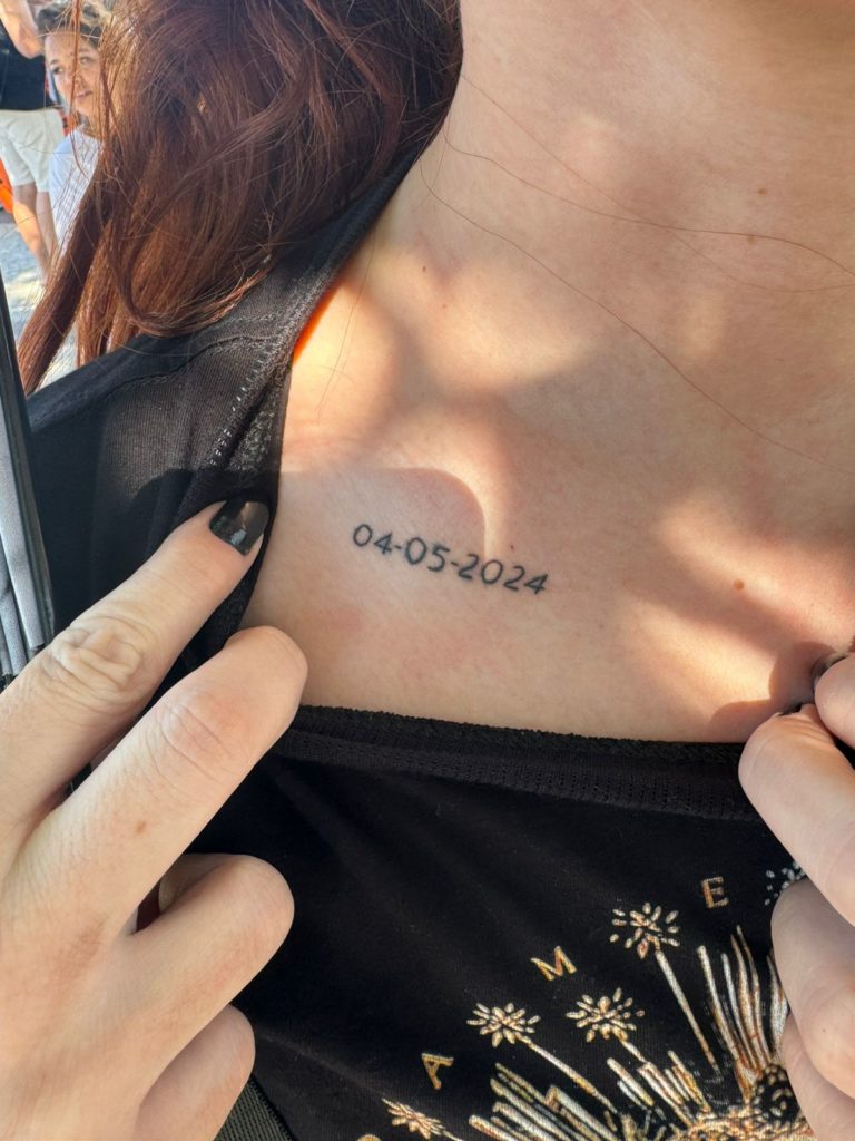 Fã de de Madonna faz tatuagem homenagem à cantora.