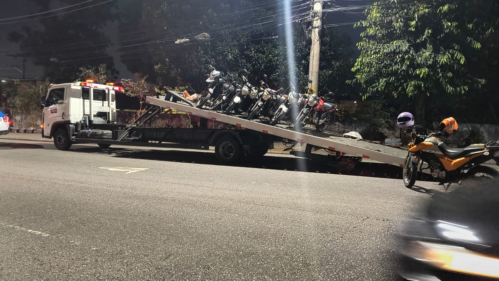 Ação foi realizada nos bairros do Catete, Tijuca e Vila Isabel