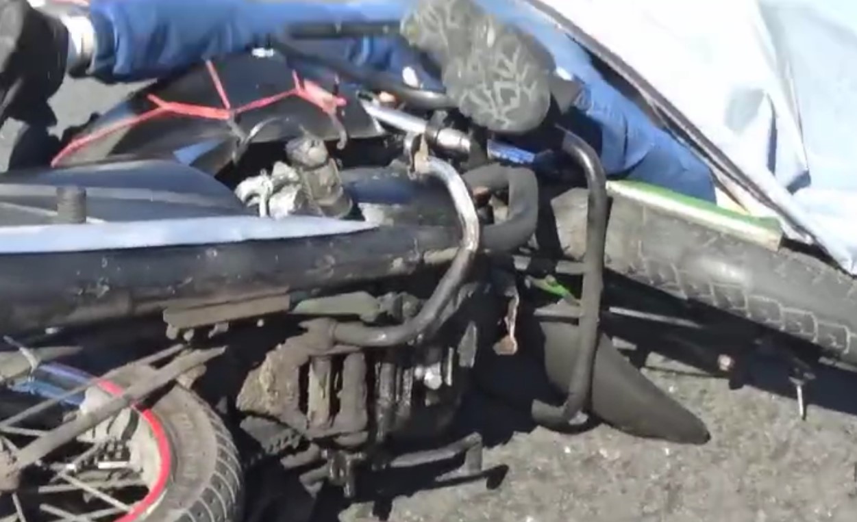 Ãcidente de moto deixa um motociclista morto na Avenida Don Hélder Câmara