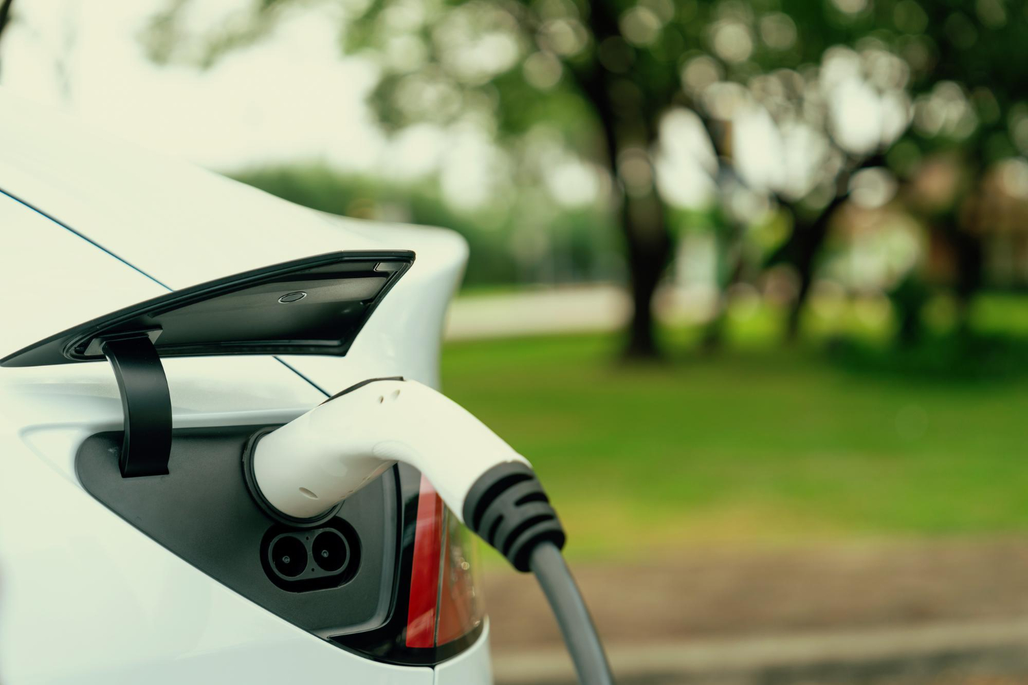 Volvo implementa cobrança em eletropostos a partir de fulho: O que mudará para você?