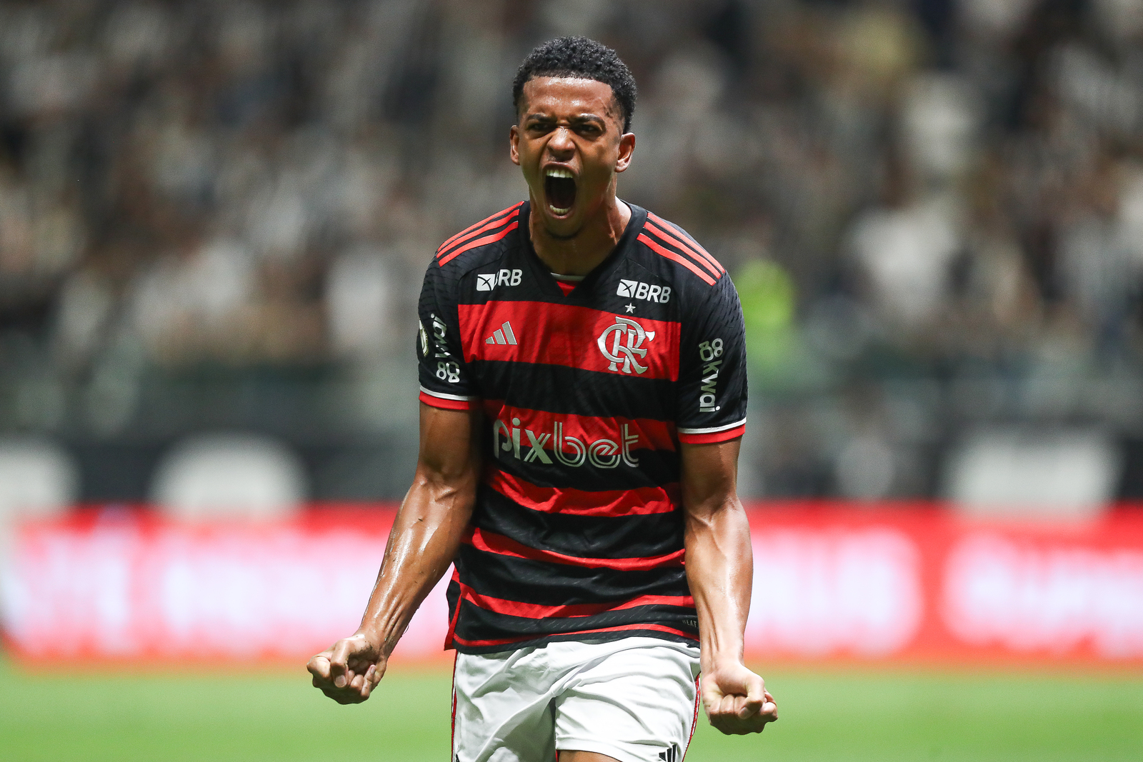 Carlinhos. Atlético-MG x Flamengo (Foto: Marcelo Cortes/Flamengo)