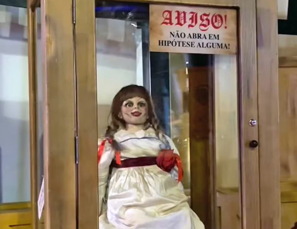 Exposição Casa Warner