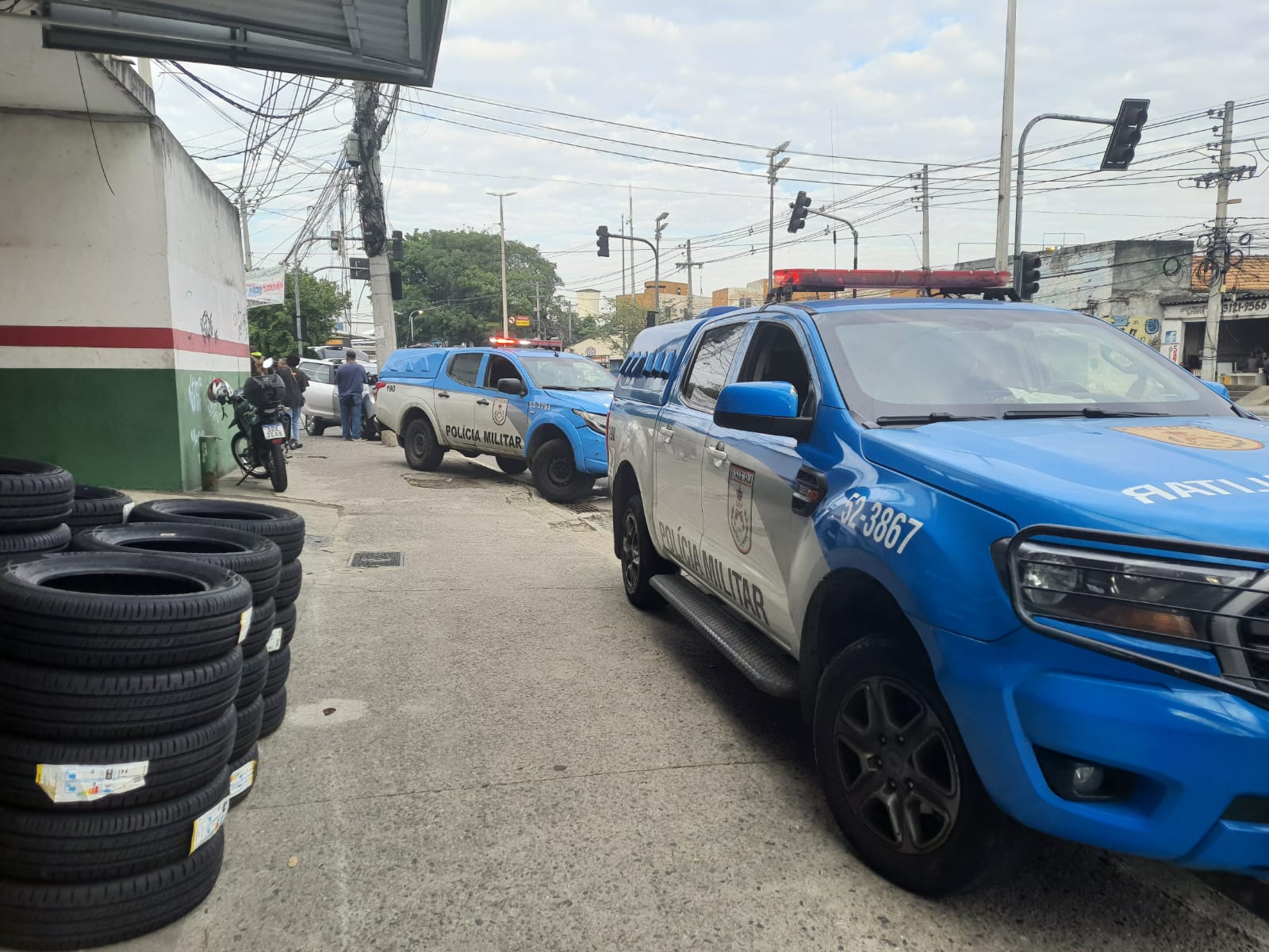 Polícia Militar em operação em Madureira, na Zona Norte do Rio
