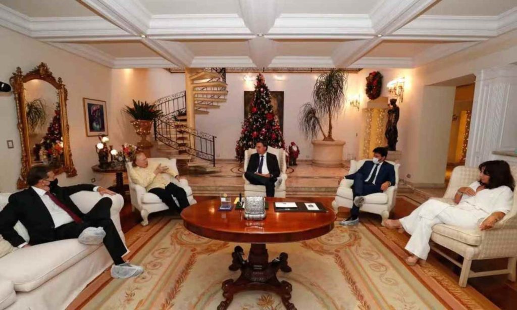 Mansão de Silvio Santos em São Paulo.