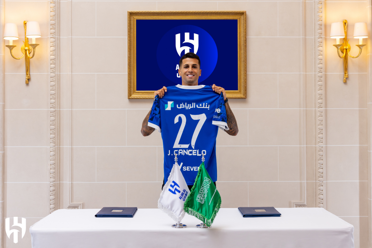A saída de João Cancelo do Al-Hilal movimenta a Europa e já atrai forte interesse da Inter de Milão