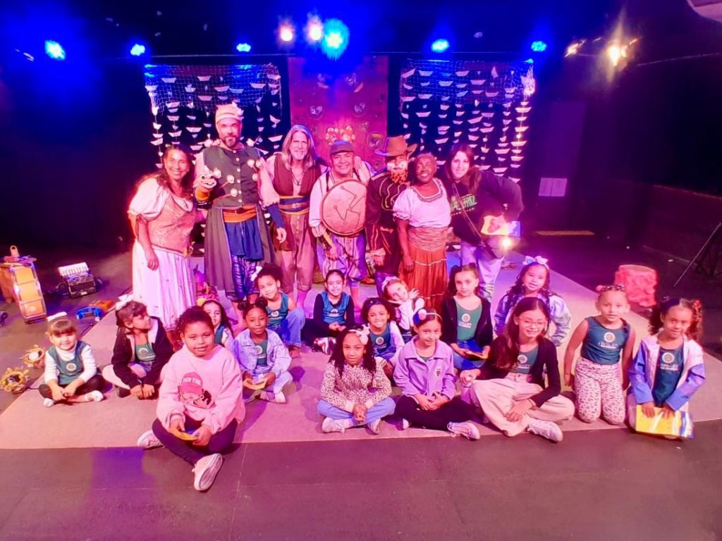 Imperatriz Leopoldinense e Sesc Ramos promovem ação cultural