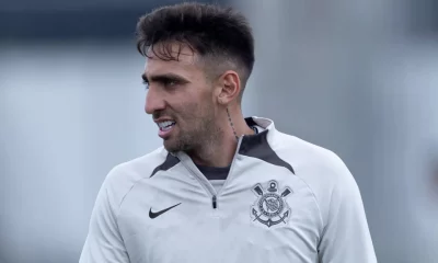 Gustavo Mosquito fecha com o Vitória após rescisão com o Corinthians