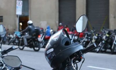 Selfie de capacete adiciona camada de checagem para o equipamento obrigatório