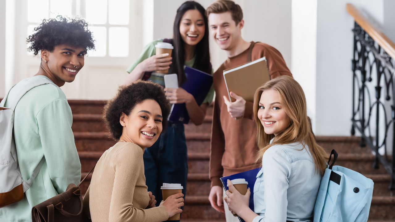 Bolsa do Povo Educação abre vagas com auxílio de 500 reais por seis meses