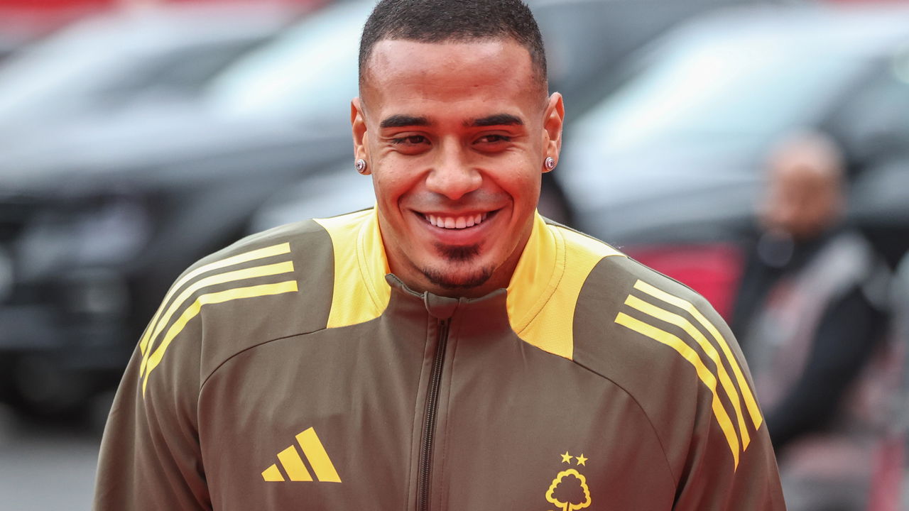 Murillo escolhe ficar no Nottingham Forest e visa Champions League