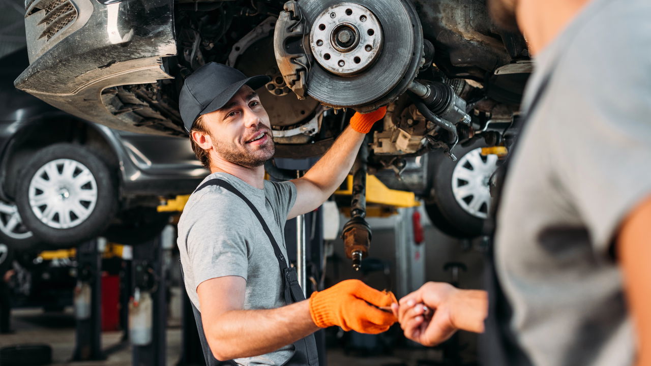 O que quer dizer a luz de injeção no painel do veículo?
