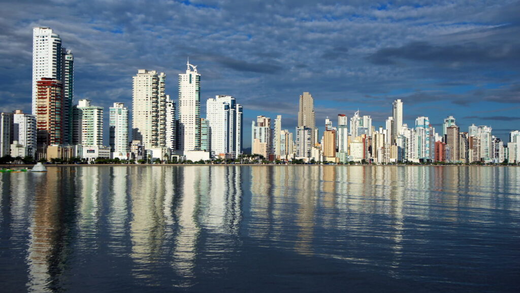 Cidade catarinense se destaca como destino imperdível no Sul do Brasil