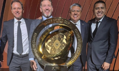 Alejandro Dominguez, o segundo da esquerda para direita, no sorteio do Mundial de Clubes